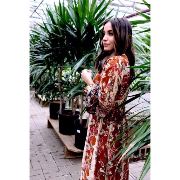 NWT Bohemian Long Lightweight Kimono - Picture 3 of 6